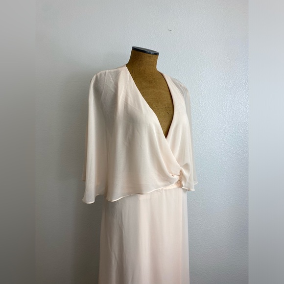 ModCloth Women’s XL NWT Wrapped in Rapture Dress Maxi Halter Chiffon Caped Wrap - Picture 3 of 11